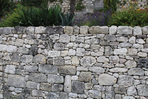 Mur en pierre sèche