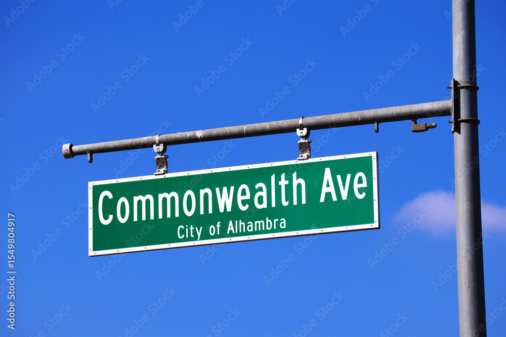 Obraz premium Alhambra (LA County), California: Commonwealth Avenue Sign