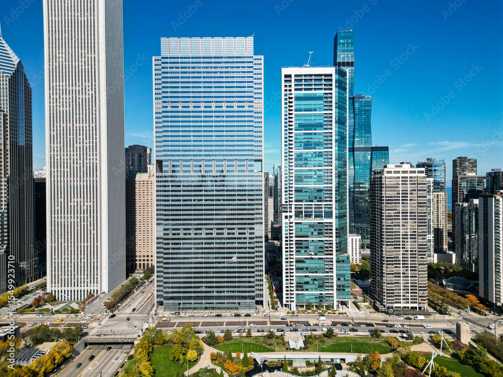 Fototapeta premium Chicago downtown city skyline. Modern business city landscape. Cityscape with business city district. Chicago cityscape skyline architecture. Skyscraper business area. Chicago cityscape