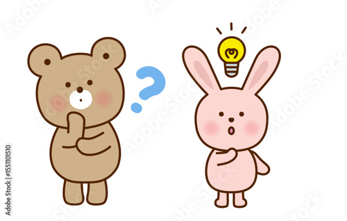 考え中のくまとひらめきのうさぎのイラストセット 