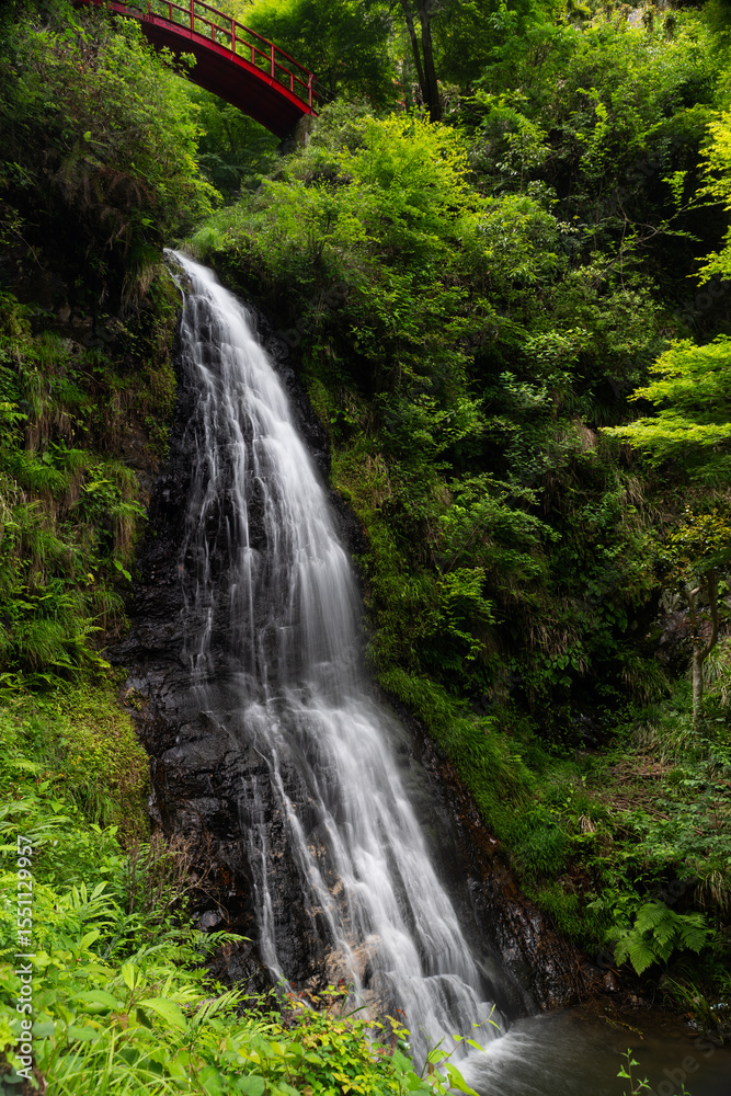 豪快な滝 五宝の滝 岐阜県 豪快な滝 五宝の滝 岐阜県