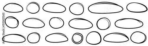 Black minimalist contour blobs for professional slide decks, visual organization and neutral UI design projects


