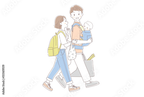 買い物から帰る若い夫婦と赤ちゃん