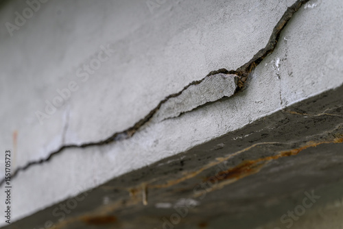 Wallpaper Mural Detail of a large crack in a wall. 
 Torontodigital.ca