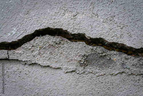Wallpaper Mural Detail of a large crack in a wall. 
 Torontodigital.ca