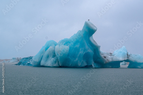 Eisberge im Regen - Island im Mai