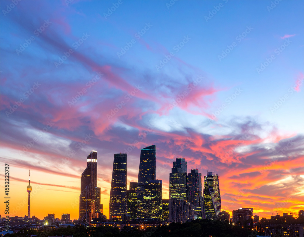 Fototapeta premium sunset over city