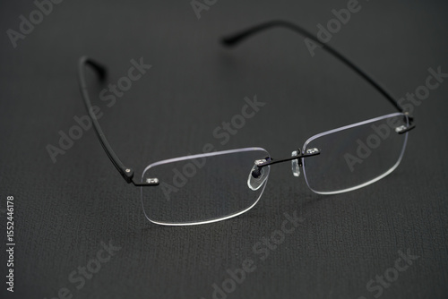 Multifocal Progressive Computer Reading Glasses with Blue Light Blocking for Men and Women with Multi-Focus