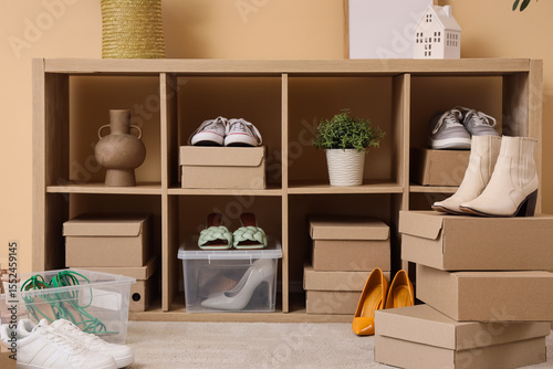 Shelf unit with boxes and f...
