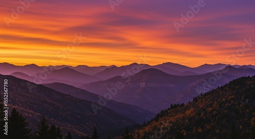 Fototapeta Naklejka Na Ścianę i Meble -  Colorful mountain sunset panorama