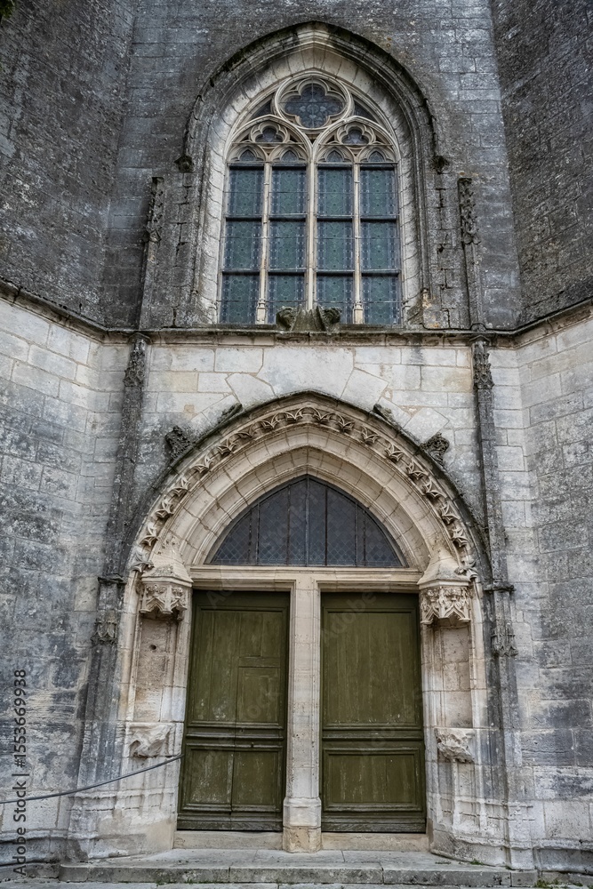 Fototapeta premium Pouilly-sur-Loire, the Saint-Pierre church 