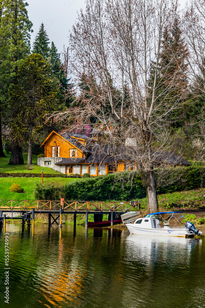 Obraz premium Manzano Bay, Bariloche, Neuquen, Argentina