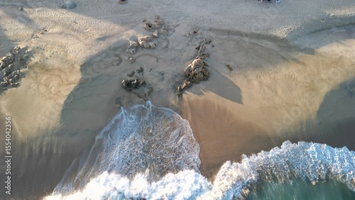 PLAYA MAR PIEDRAS PAISAJES DESIERTO CALMA OLAS 