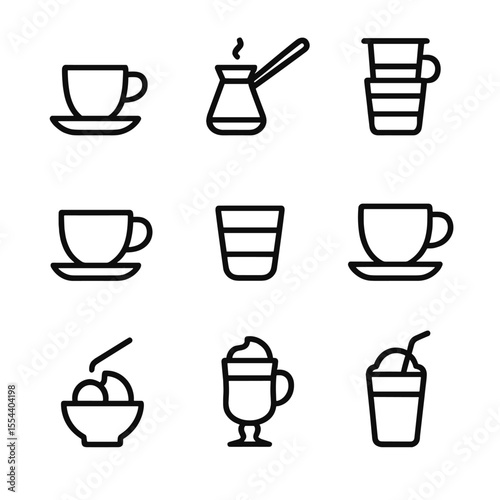 Coffee Icon Set. Outline icon set of International Coffee Drinks: espresso, Turkish coffee, Vietnamese coffee, café au lait,