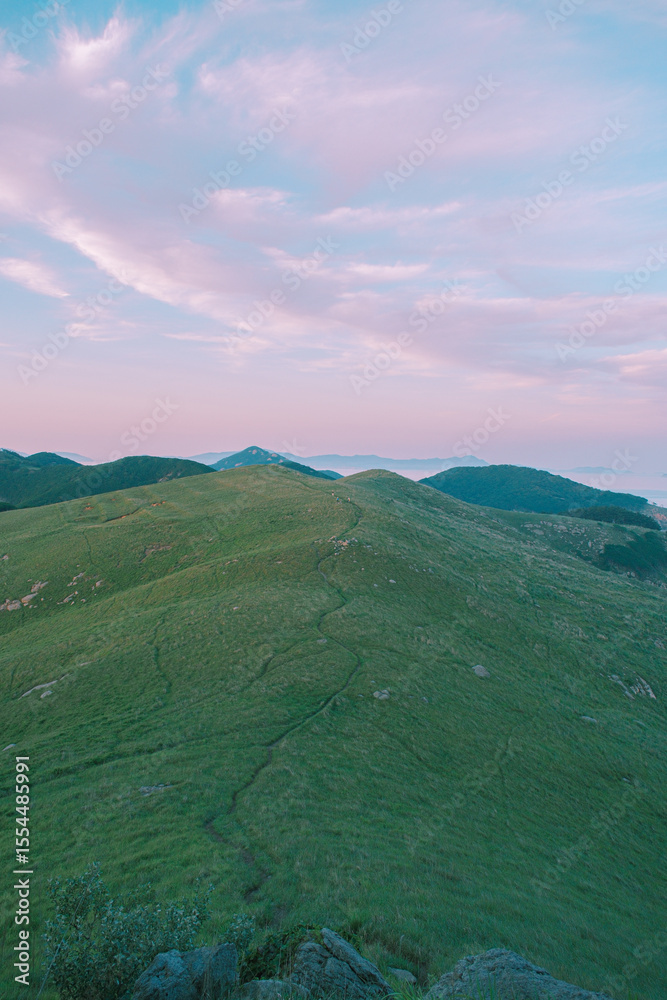 Fototapeta premium gurepdo island mountain landscape incheon south korea 