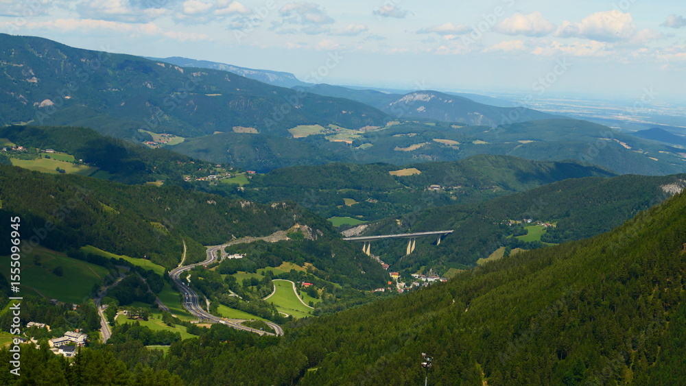 Naklejka premium Blick in die Semmering Region