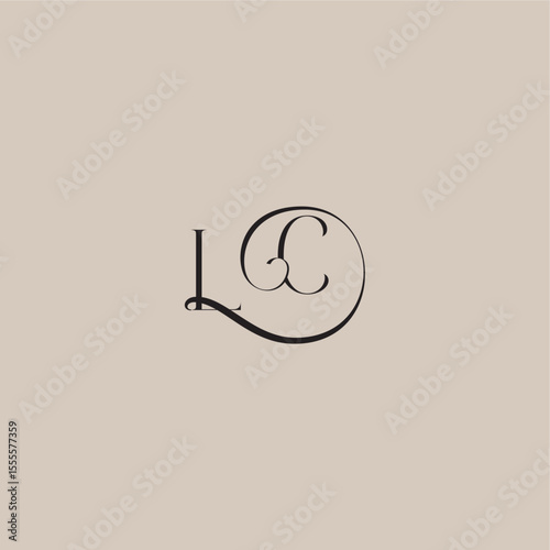 monogram wedding logo elegant and luxury style LC dinamyc curvy initial concept letter