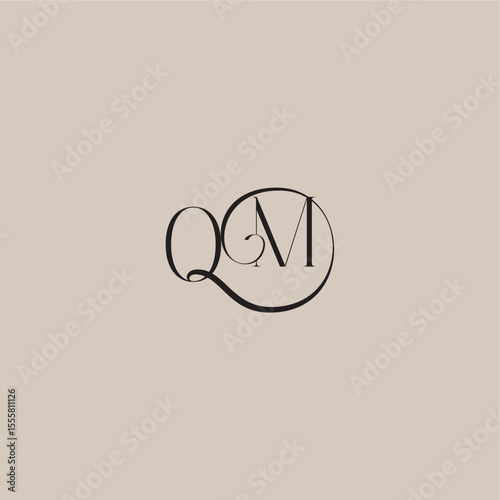 monogram wedding logo elegant and luxury style OM dinamyc curvy initial concept letter