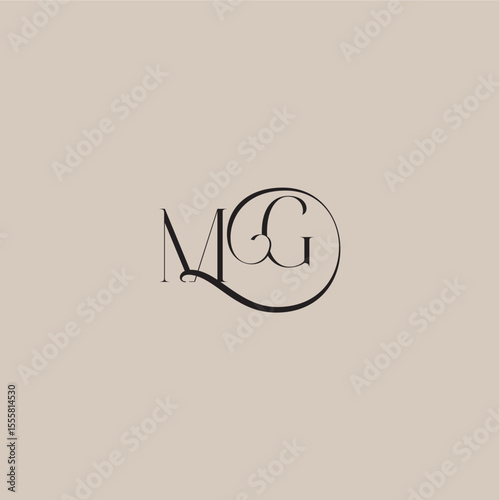 monogram wedding logo elegant and luxury style MG dinamyc curvy initial concept letter
