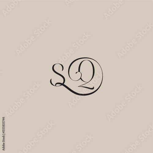 monogram wedding logo elegant and luxury style SQ dinamyc curvy initial concept letter