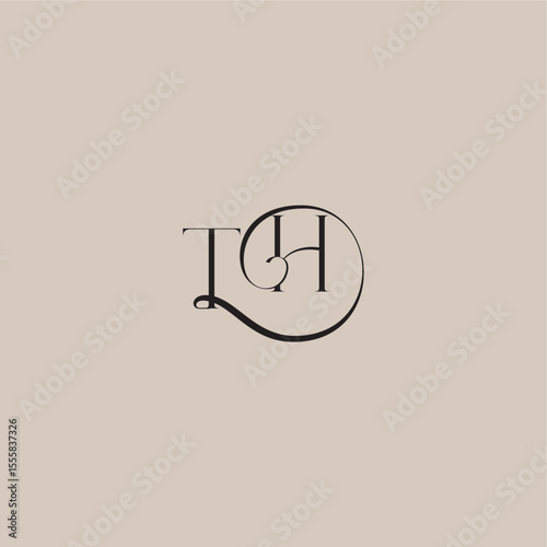 monogram wedding logo elegant and luxury style TH dinamyc curvy initial concept letter