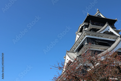 Fotografie Kumamoto Castle under Clear Blue Sky, Japan