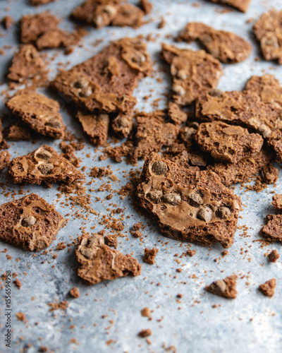 Brownie brittle