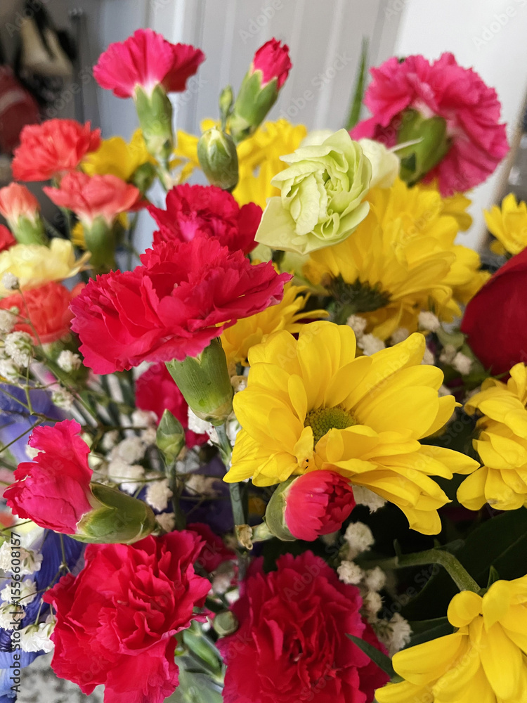 Fototapeta premium Colorful Mixed Flower Bouquet