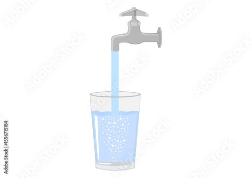 コップに水道の水を注ぐ