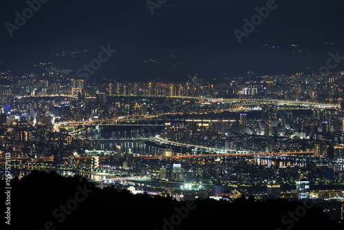 Wallpaper Mural Nightscape. Torontodigital.ca