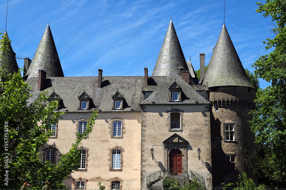 Fototapeta premium Château du Verdier à Lubersac en Corrèze