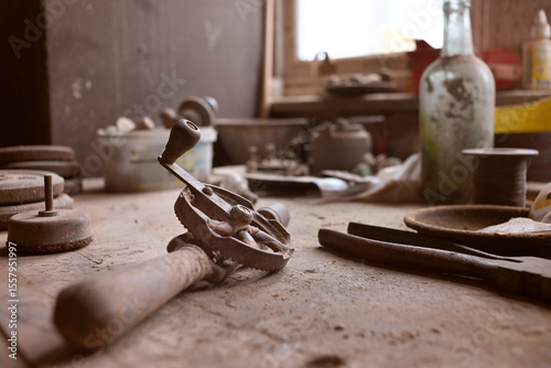 Konstfotografi Old forgotten hand drill
