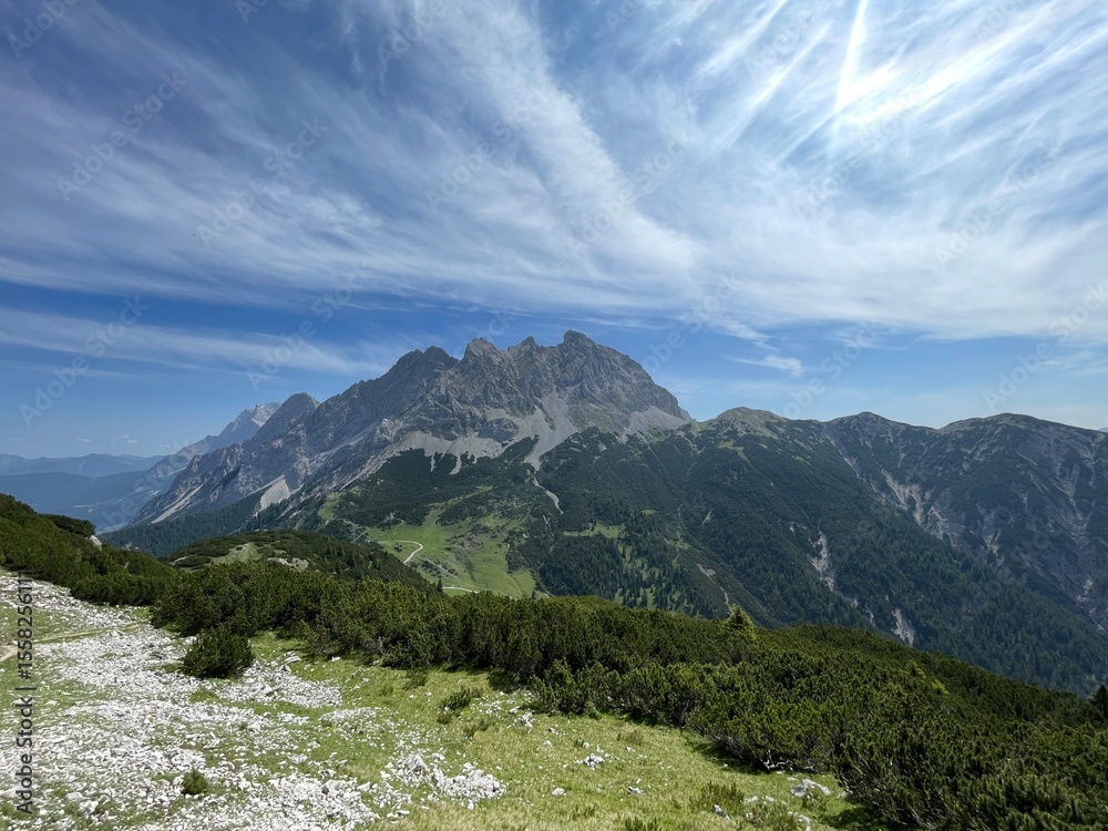 Fototapeta premium Wanderung Biberwier Handschuhspitze