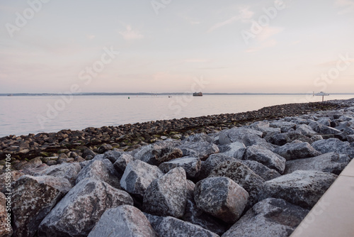 Fototapeta Naklejka Na Ścianę i Meble -  sea and rocks