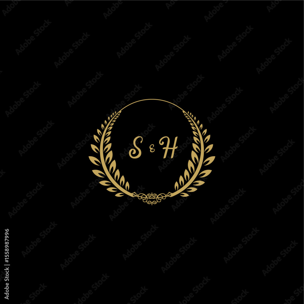 Fototapeta premium SH beautiful feminine and elegant wedding monogram initial logo with circle floral gold