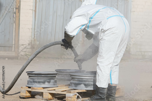 sandblasting of metal car wheel rims