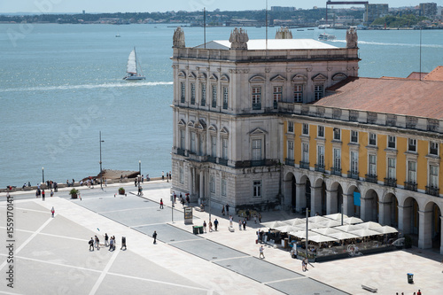 Lisboa, vista aerea de la plaza Terreiro do paco desde el arco de triunfo, portugal.