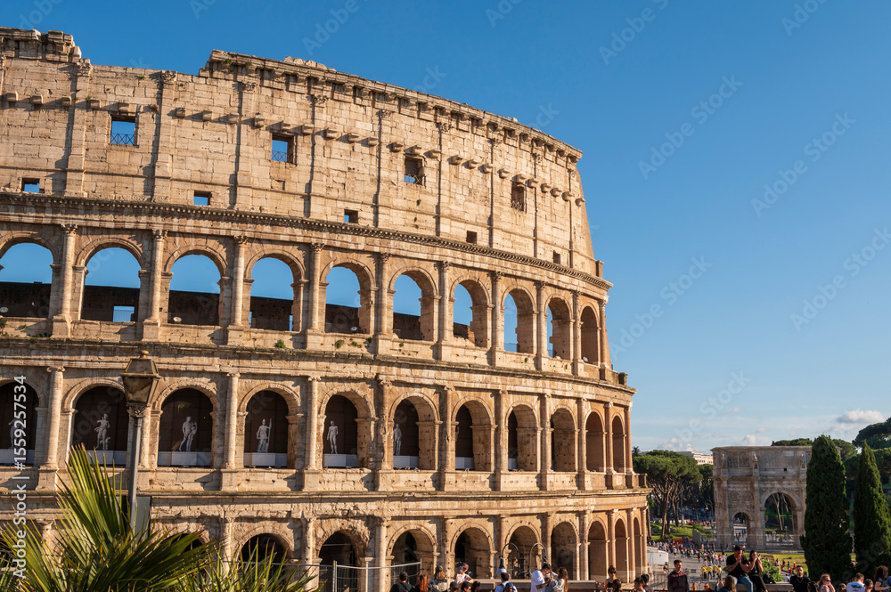 Obraz premium Colosseum in Rome, italy. Rome Architecture and Landmark. Rome Colosseum is One of the Main Attractions of the Rome and Italy.
