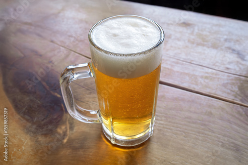 冷えた生ビール, ジョッキ
