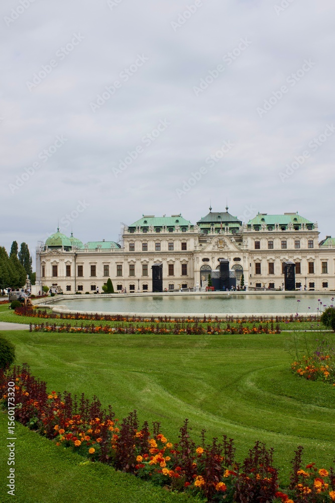 Fototapeta premium belvedere palace vienna austria