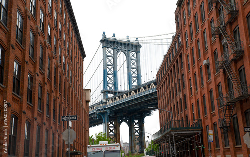 Brooklyn bridge and manhattan skyline view from Dumbo PNg 