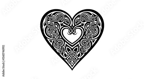 Celtic Heart Ornament – Decorative Ancient Love Symbol
