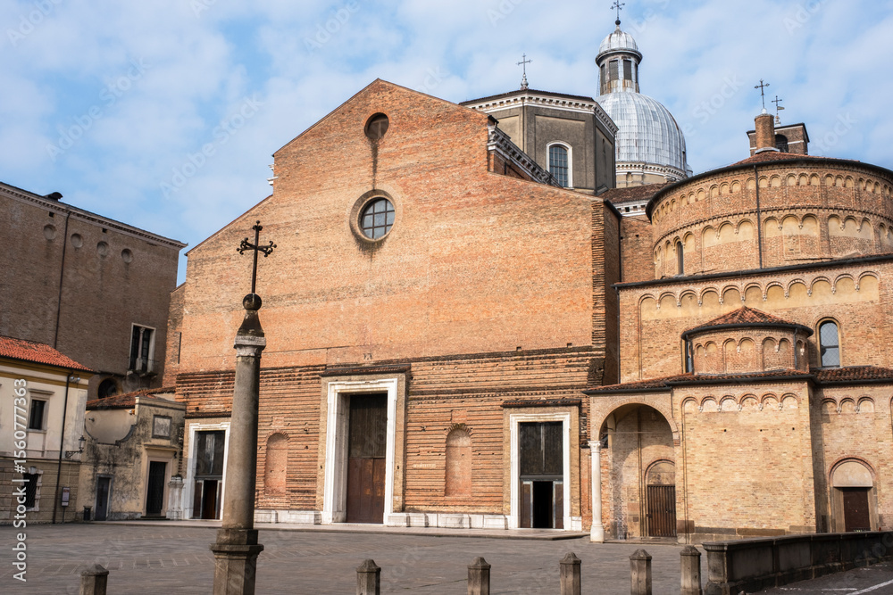 Obraz premium Basilica Cattedrale di Santa Maria Assunta in Padua