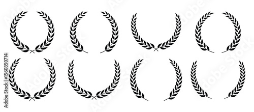 Laurel circle leaves with branch collection