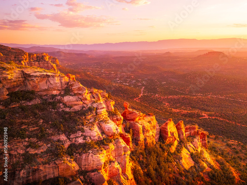 sedona red rocks during sunset in wonderful golden and pink hues