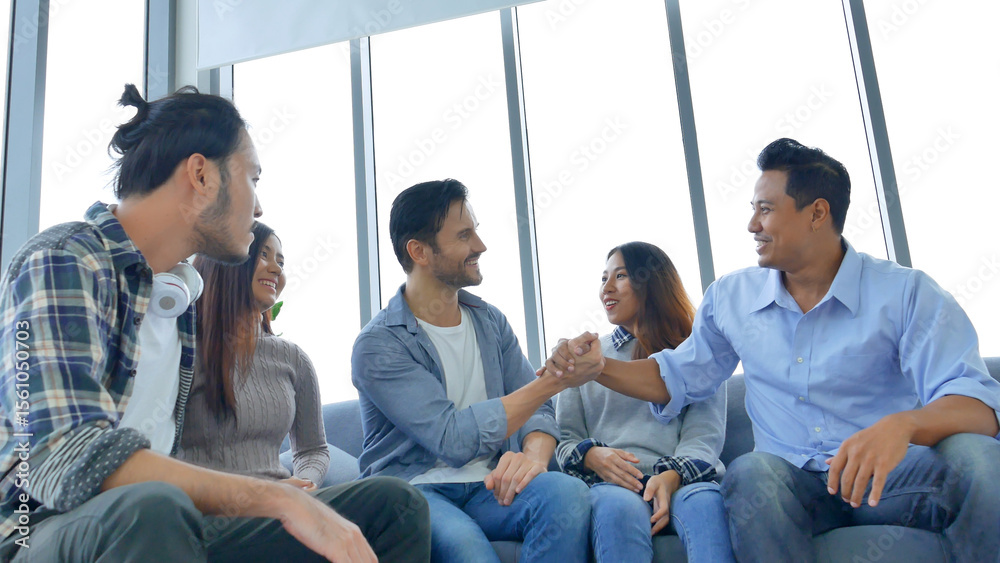 Obraz premium Diversity multi ethnic group brainstorming teams with business partner meeting and share ideas in conference room. Creative design colleague talking strategy plan use sticky notes post, present ideas