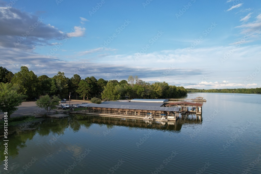 Fototapeta premium Boat dock Lake Fayetteville Arkansas