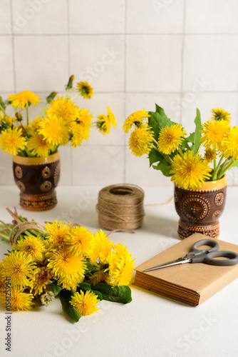 Yellow dandelion flowers, r...