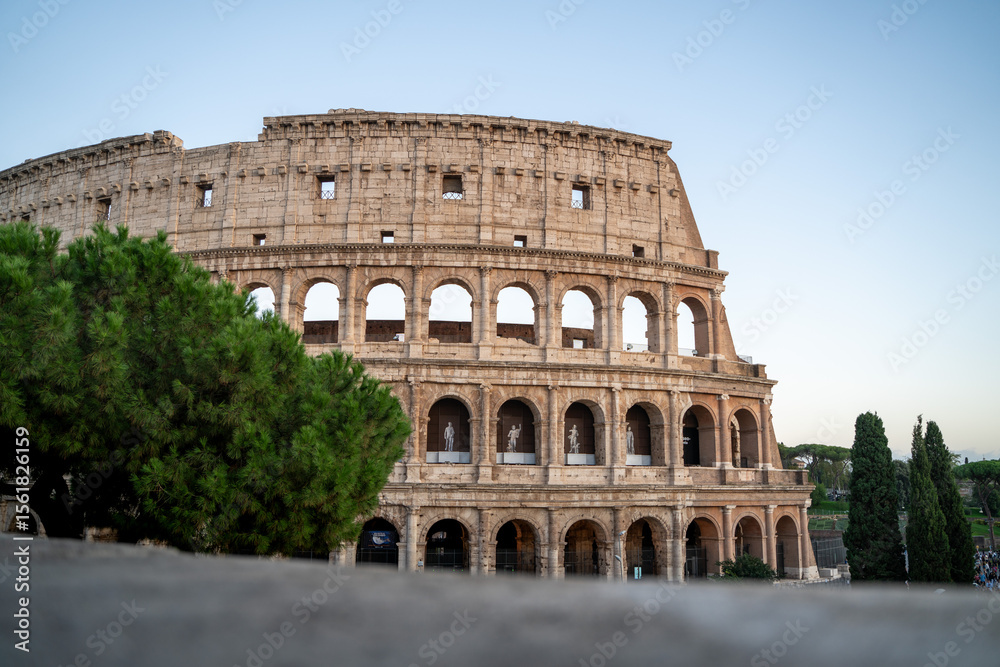 Obraz premium Colosseo at the evening light in Rome