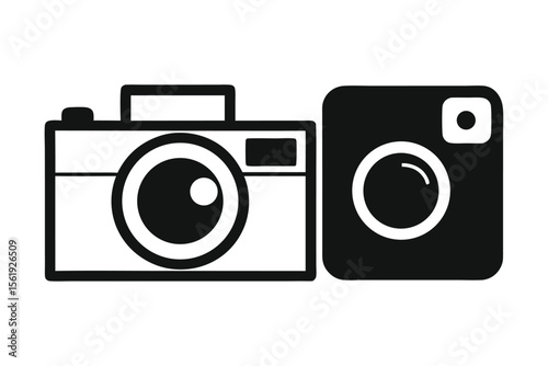 Classic Camera vs. Modern Smartphone Camera A Photographic Evolution